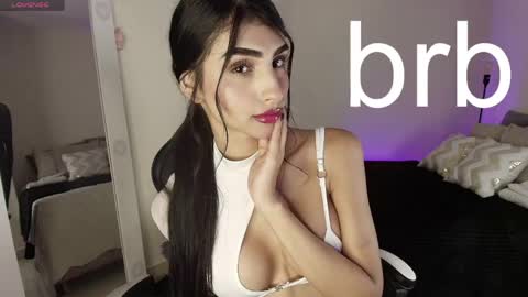 Snapshot of april_scarlett chatting on 06/01/26, 01:07 Scarlett Independent Model online show from 06/01/26, 01:07