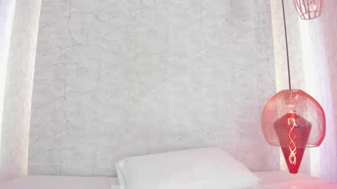 April online show from 02/11/25, 07:02