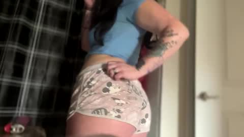 Snapshot of aprilanna chatting on 02/12/25, 09:11 AnnaApril420 online show from 02/12/25, 09:11