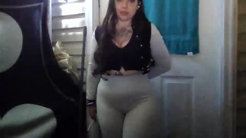 Snapshot of aprilanna chatting on 11/14/25, 04:00 AnnaApril420 online show from 11/14/25, 04:00