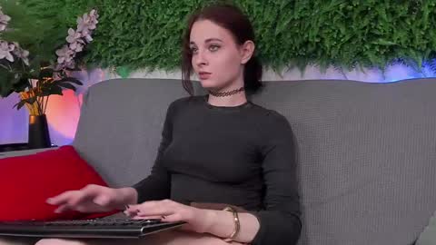 April online show from 03/05/25, 10:32