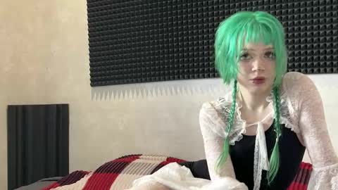 Snapshot of aprilcutie chatting on 03/31/26, 12:05 april online show from 03/31/26, 12:05