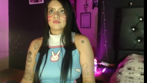 lucy online show from 02/11/25, 03:18