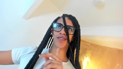 aprill_fox online show from 03/11/25, 04:32