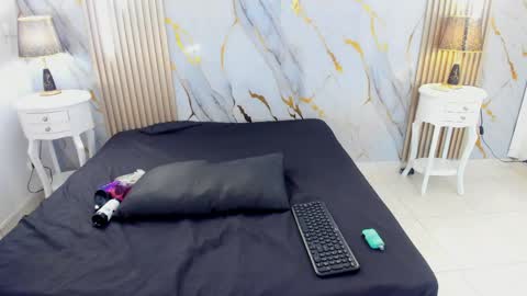 aprillross online show from 04/06/26, 12:39