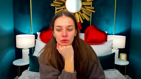 Snapshot of aprilwon chatting on 02/15/26, 06:10 April online show from 02/15/26, 06:10