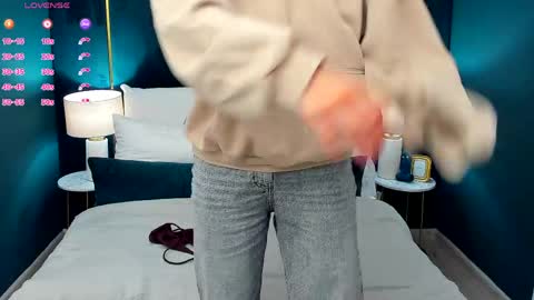 Snapshot of aprilwon chatting on 04/02/26, 05:05 April online show from 04/02/26, 05:05