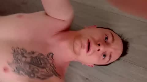 Snapshot of apttt37190 chatting on 10/01/25, 09:15 apttt37190 online show from 10/01/25, 09:15