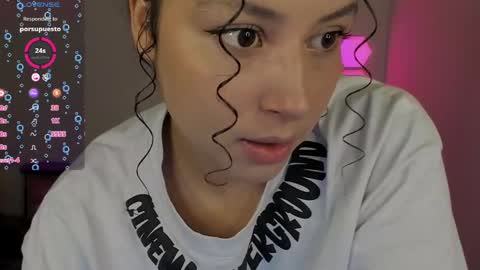 aqua emilly online show from 01/12/25, 02:03