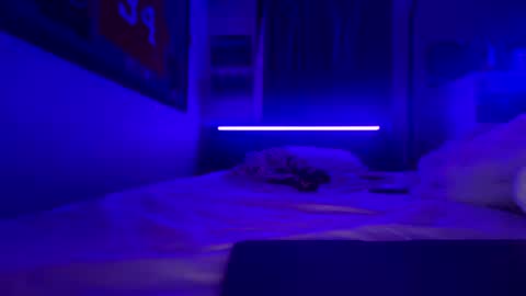 Aqulowkeyxxx online show from 10/29/25, 07:54