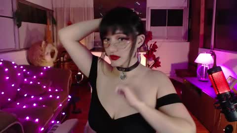 Snapshot of aquamarinebubble chatting on 09/27/25, 12:48 Zam independent model online show from 09/27/25, 12:48