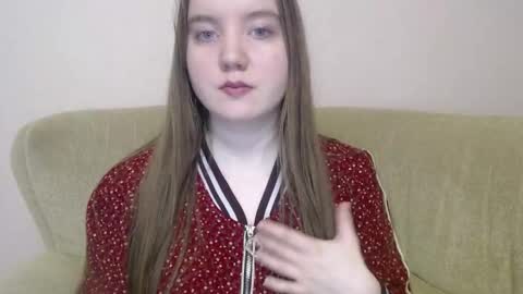 Snapshot of aquanarmin chatting on 11/09/25, 03:27 Josefin online show from 11/09/25, 03:27