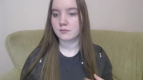 Snapshot of aquanarmin chatting on 11/13/25, 03:38 Josefin online show from 11/13/25, 03:38