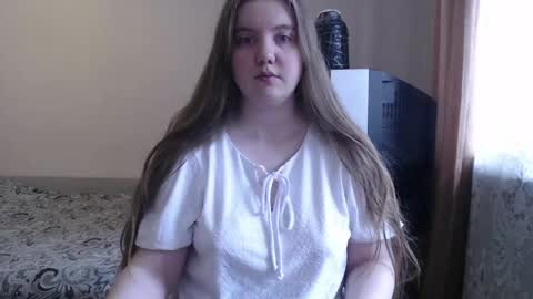 Snapshot of aquanarmin chatting on 04/20/26, 06:49 Josefin online show from 04/20/26, 06:49