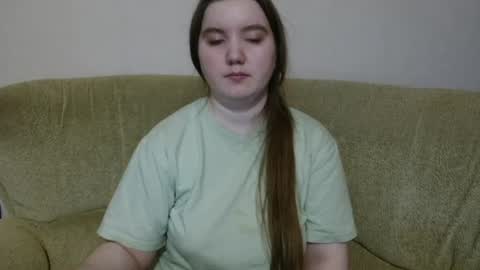 Snapshot of aquanarmin chatting on 06/18/26, 01:15 Josefin online show from 06/18/26, 01:15