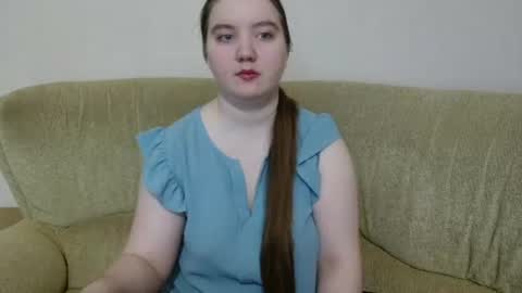 Snapshot of aquanarmin chatting on 06/25/26, 02:44 Josefin online show from 06/25/26, 02:44