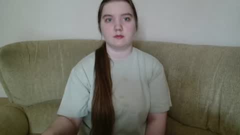 Snapshot of aquanarmin chatting on 06/27/26, 03:44 Josefin online show from 06/27/26, 03:44