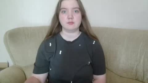 Snapshot of aquanarmin chatting on 07/13/26, 04:04 Josefin online show from 07/13/26, 04:04