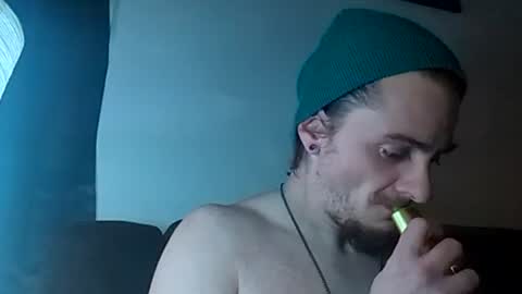 Snapshot of aquarius4220 chatting on 12/31/24, 07:20 Aquarius420 online show from 12/31/24, 07:20