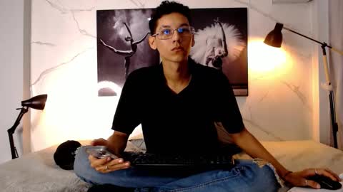 aquarius_xxx online show from 10/16/25, 11:55