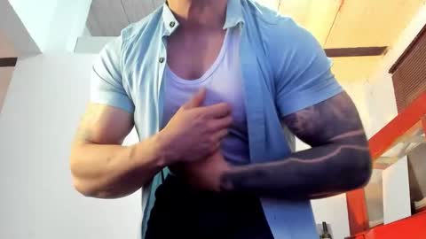 Jonathan online show from 09/22/25, 08:22