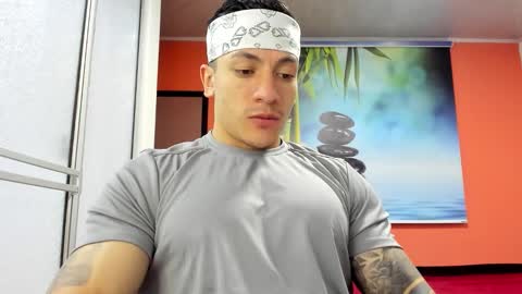 Jonathan online show from 02/12/26, 02:12