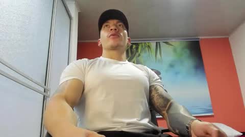 Snapshot of aquiles_51 chatting on 03/08/26, 02:59 Jonathan online show from 03/08/26, 02:59