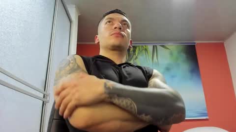 Snapshot of aquiles_51 chatting on 03/18/26, 06:44 Jonathan online show from 03/18/26, 06:44