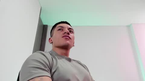 Jonathan online show from 05/19/26, 05:08