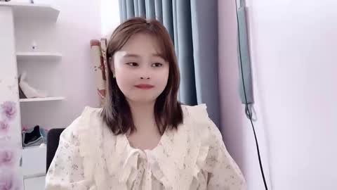 Snapshot of ara039 chatting on 10/21/25, 12:50 ara039 online show from 10/21/25, 12:50