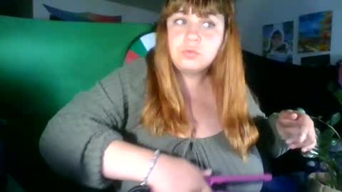 Snapshot of arabbustybeauty chatting on 06/23/26, 05:11 BustyPrincessLeila online show from 06/23/26, 05:11