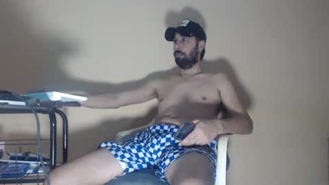 Snapshot of arabebigcock chatting on 09/20/25, 08:21 ARABE online show from 09/20/25, 08:21