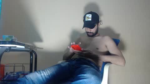 Snapshot of arabebigcock chatting on 10/11/25, 11:36 ARABE online show from 10/11/25, 11:36