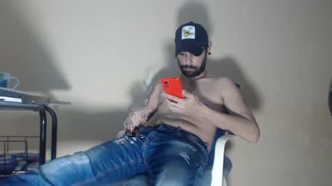 Snapshot of arabebigcock chatting on 10/13/25, 06:57 ARABE online show from 10/13/25, 06:57