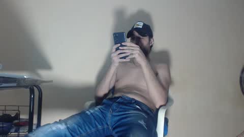 Snapshot of arabebigcock chatting on 10/26/25, 06:19 ARABE online show from 10/26/25, 06:19