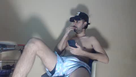 Snapshot of arabebigcock chatting on 10/26/25, 09:21 ARABE online show from 10/26/25, 09:21