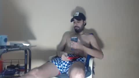 Snapshot of arabebigcock chatting on 11/06/25, 08:04 ARABE online show from 11/06/25, 08:04