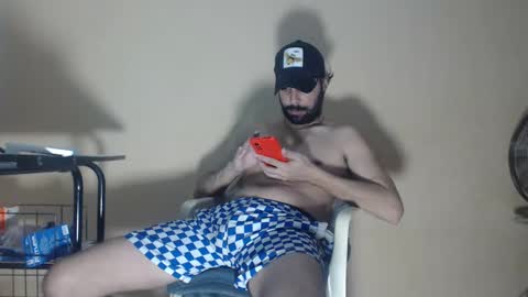 Snapshot of arabebigcock chatting on 11/24/25, 07:30 ARABE online show from 11/24/25, 07:30