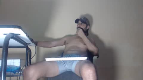 Snapshot of arabebigcock chatting on 04/06/26, 06:36 ARABE online show from 04/06/26, 06:36