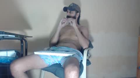 Snapshot of arabebigcock chatting on 04/19/26, 06:10 ARABE online show from 04/19/26, 06:10