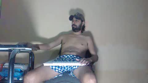 Snapshot of arabebigcock chatting on 04/28/26, 10:15 ARABE online show from 04/28/26, 10:15