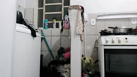 Snapshot of arabella77 chatting on 10/14/25, 11:49 arabella77 online show from 10/14/25, 11:49