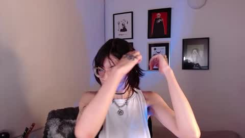 Arabella online show from 11/08/25, 03:39