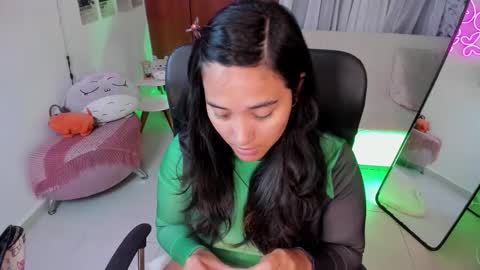 Snapshot of arabellaswan chatting on 03/07/26, 12:07 online show from 03/07/26, 12:07