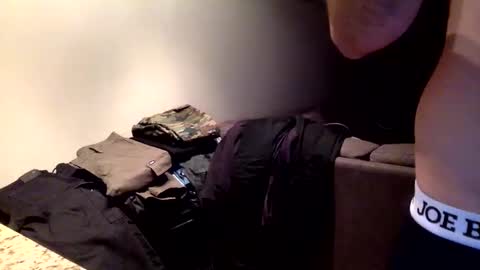 Snapshot of arabiandream21 chatting on 12/10/24, 02:27 Knowledgeiskeyy online show from 12/10/24, 02:27