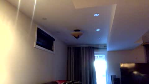 Snapshot of arabiandream21 chatting on 03/08/25, 11:58 Knowledgeiskeyy online show from 03/08/25, 11:58