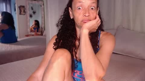 Snapshot of arabiel chatting on 03/04/26, 09:54 Nadia Cyel online show from 03/04/26, 09:54