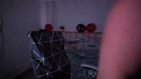 Snapshot of aradia_kiss chatting on 10/16/25, 08:43 aradia_kiss online show from 10/16/25, 08:43