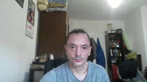 Snapshot of aragorn1986 chatting on 10/02/25, 06:09 aragorn1986 online show from 10/02/25, 06:09