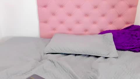 arah_issaa online show from 03/03/25, 01:21